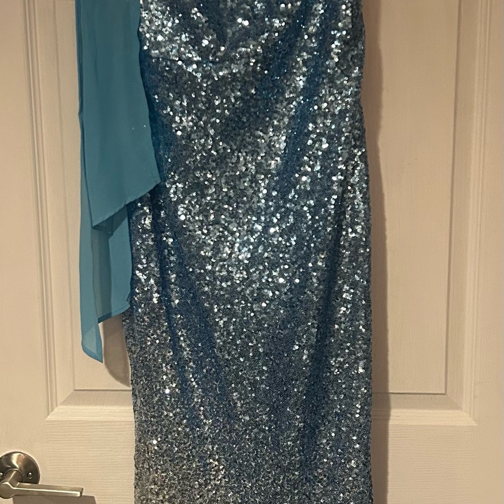 Elegant Blue Sequin Dress